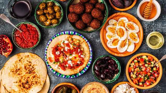 Platos tradicionales de la cocina de Israel y de Oriente Medio
