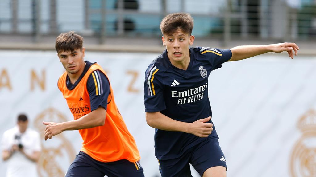 Arda Güler, en el entrenamiento del Real Madrid.