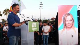 Giorgia Meloni interviene por sorpresa desde Italia en el acto electoral de Vox en Valencia