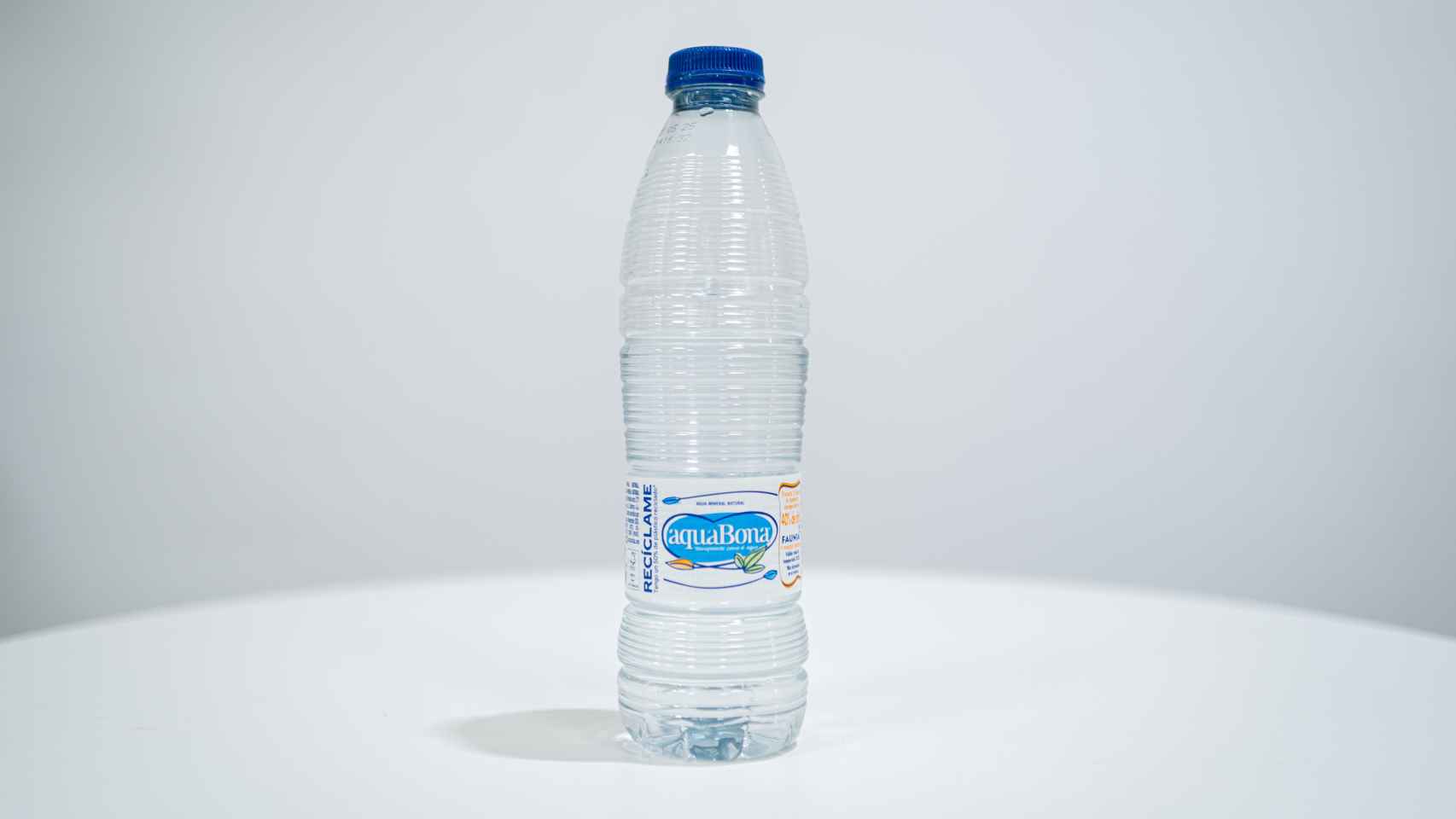 La botella de medio litro de Aquabona.