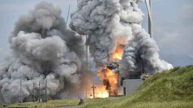 Explosión del cohete en el centro de pruebas de Noshiro.