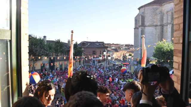 Momentos previos al pregón de las Fiestas de Santa Marina en Cigales