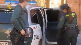 Mujer detenida por la Guardis Civil en Benavente