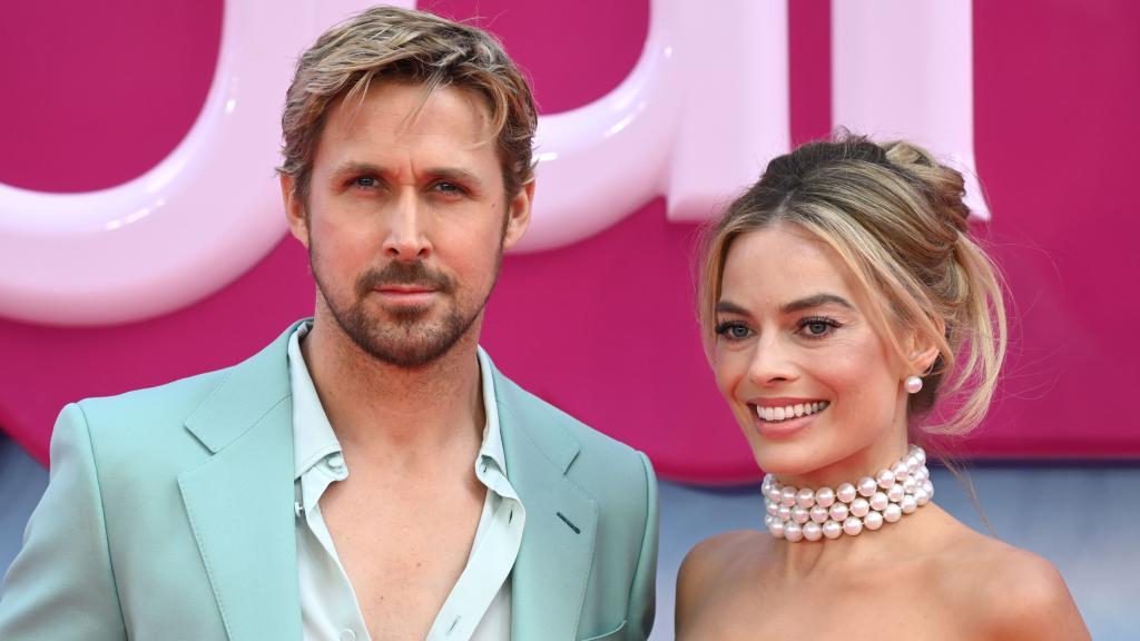 Ryan Gosling y Margot Robbie en la promoción de 'Barbie'.