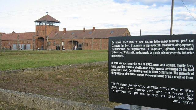 Edificio principal del campo de Auschwitz.