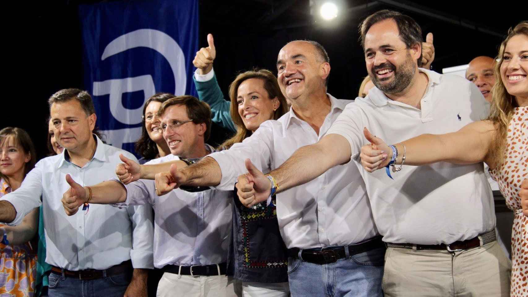 Almeida pide unificar voto para que no pase lo que en Castilla-La Mancha en las autonómicas