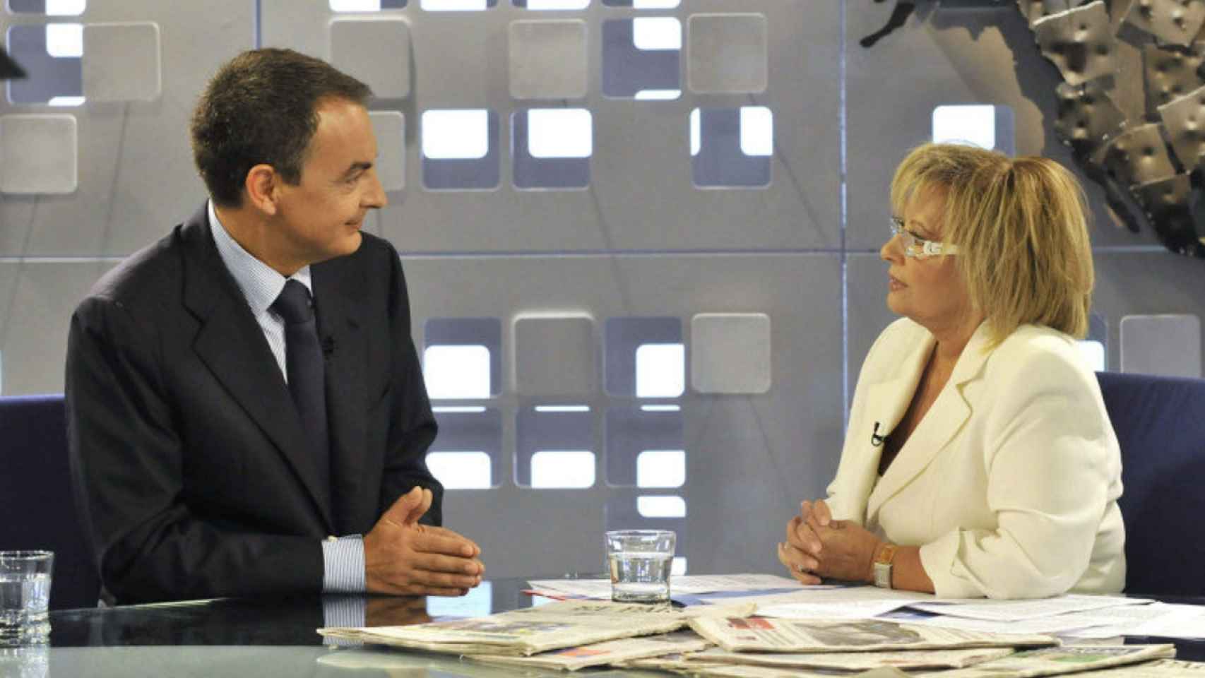 María Teresa Campos entrevistando a José Luis Rodríguez Zapatero en 'La mirada crítica'.