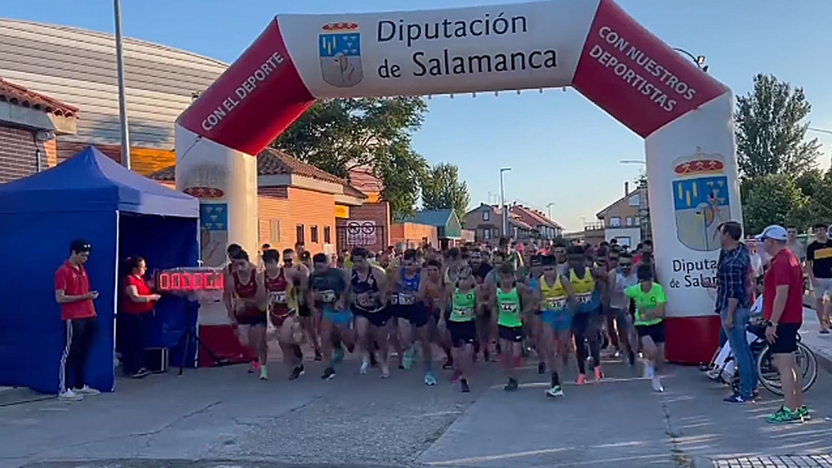 Inicio de la carrera en Carbajosa de la Sagrada