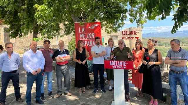 Candidatos del PSOE de Zamora en un acto celebrado en Puebla de Sanabria