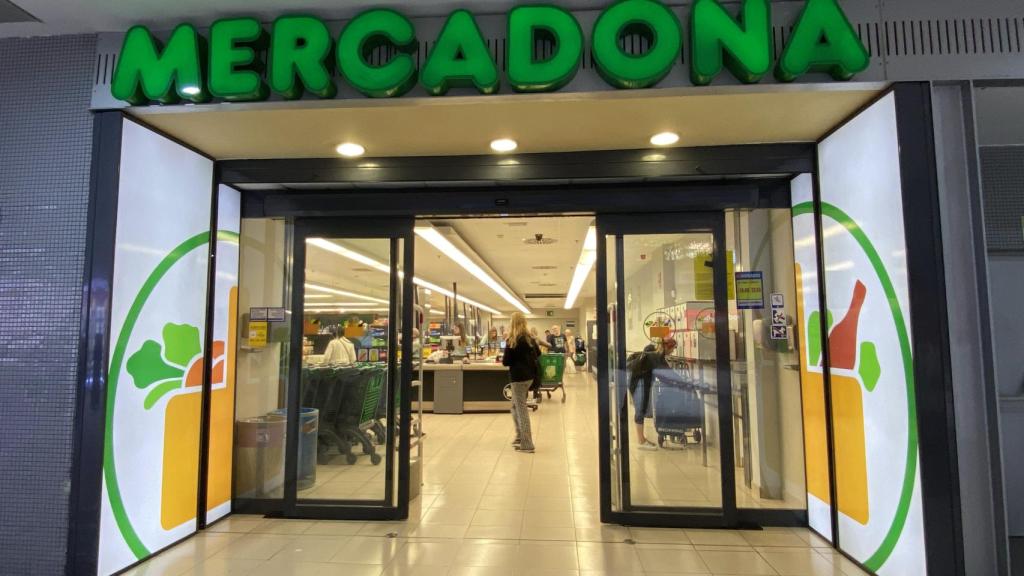 Fachada Mercadona.