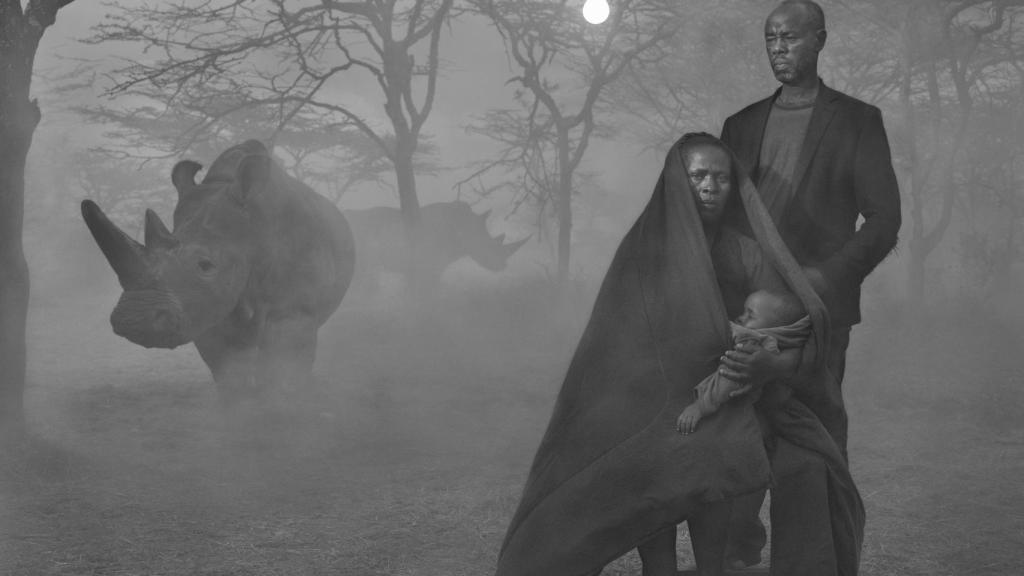 Fatuma, Ali & Bupa, Kenya, 2020 / Foto: Nick Brandt. Galería Tamara Kreisler.