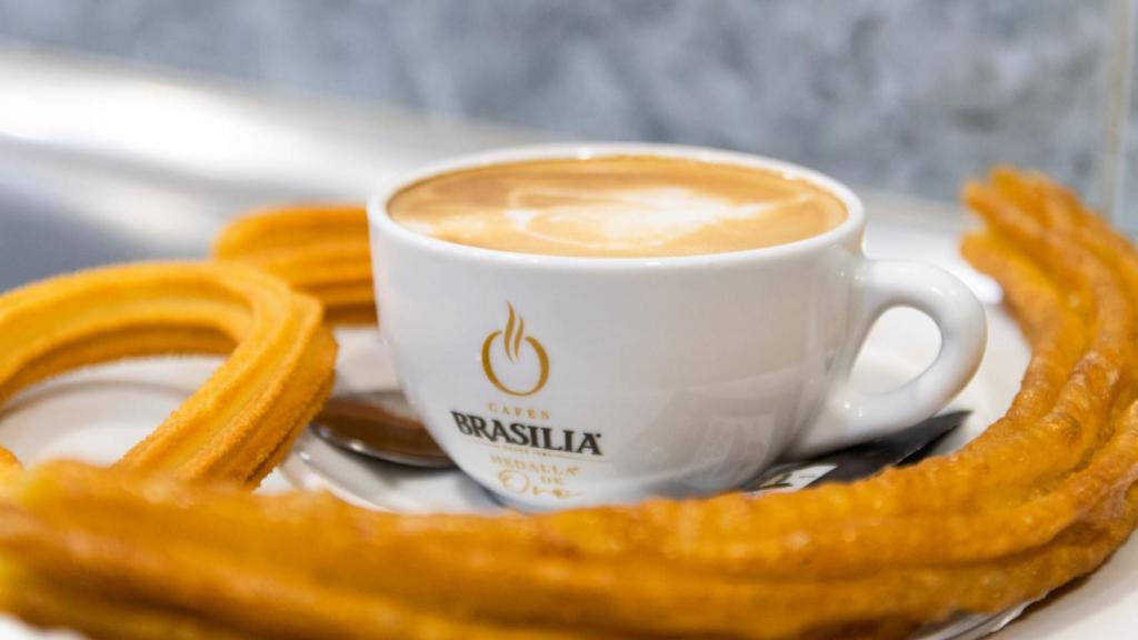 Un clásico café con churros