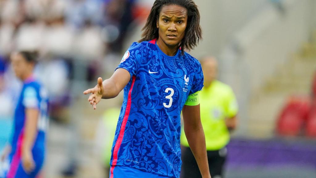Wendie Renard, con la selección de Francia de fútbol femenino en la Eurocopa 2022