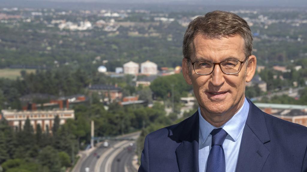 Alberto Núñez Feijóo, líder del PP, este lunes en un acto en el Faro de la Moncloa, Madrid.