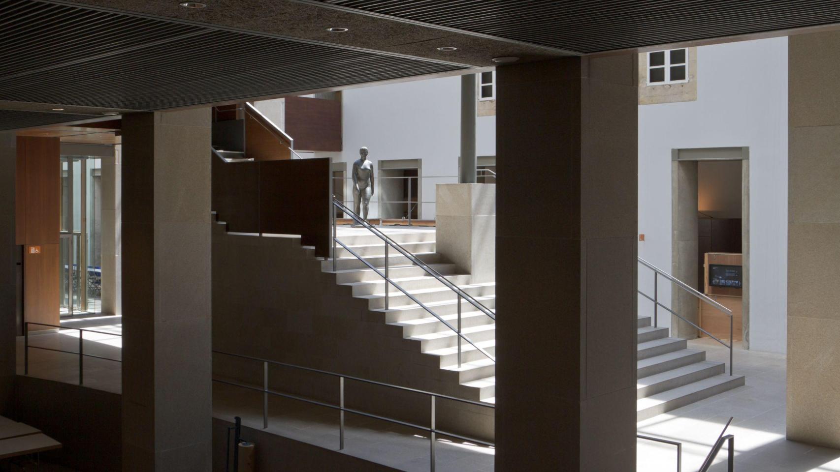 Escaleras Museo Bellas Artes Coruña