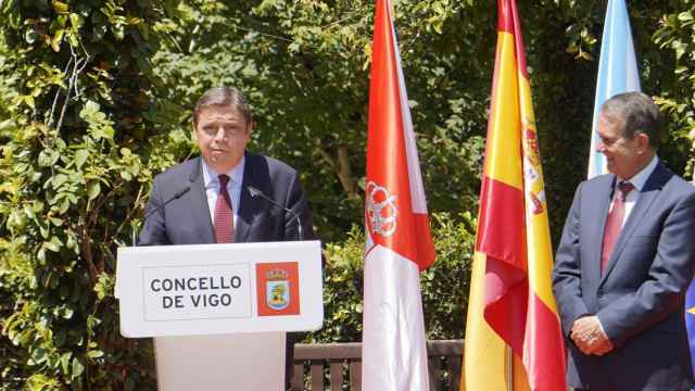 El ministro Luis Planas este lunes en Vigo.