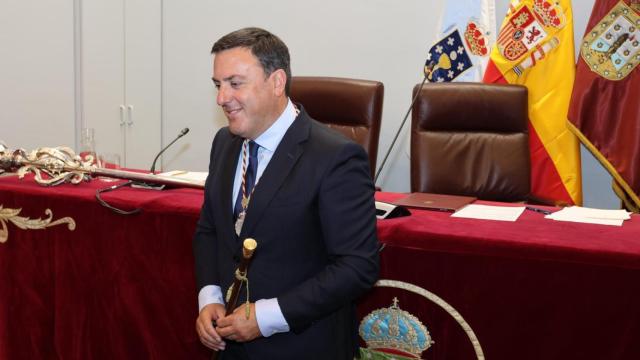 Valentín González Formoso, reelegico presidente de la Diputación