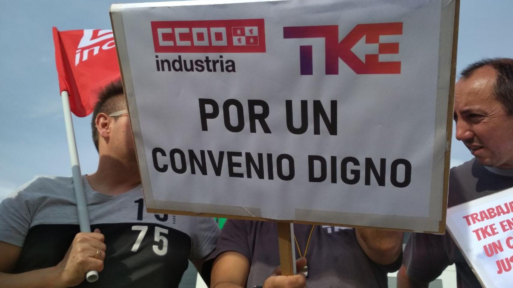 Trabajadores de TK Elevadores