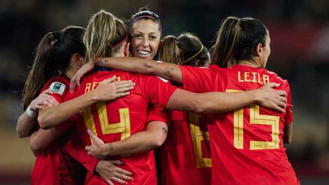 Amaiur Sarriegi de España celebra un gol durante el partido clasificatorio de la Copa Mundial Femenina de la FIFA 2023 .