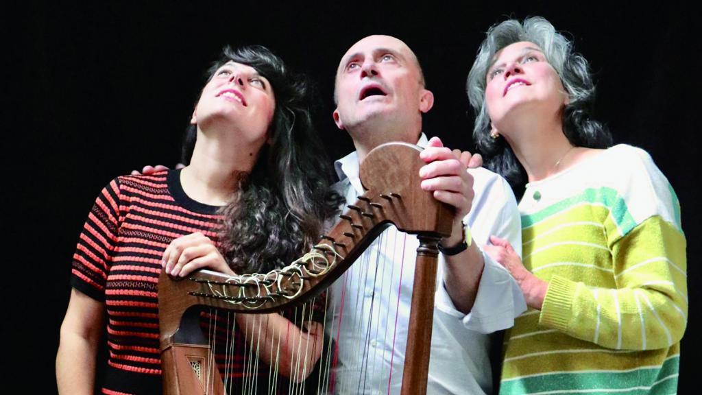 Sara Águeda, Pepe Viyuela y Elena González