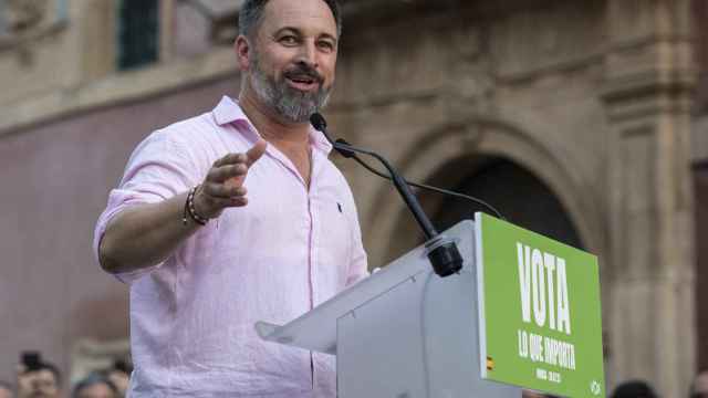 El candidato de Vox, Santiago Abascal, durante el mitin que ofreció este jueves en Murcia.