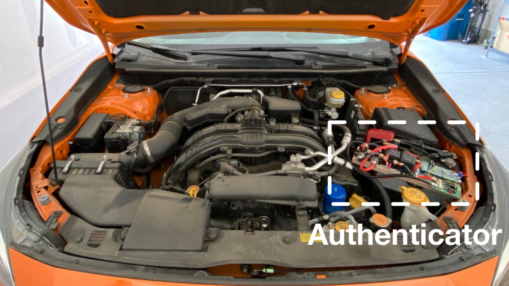 Battery Sleuth se instala entre la batería y el sistema eléctrico de los coches