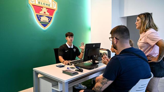 La afición del Elche responde y cierra la campaña de renovación con 15.168 abonados