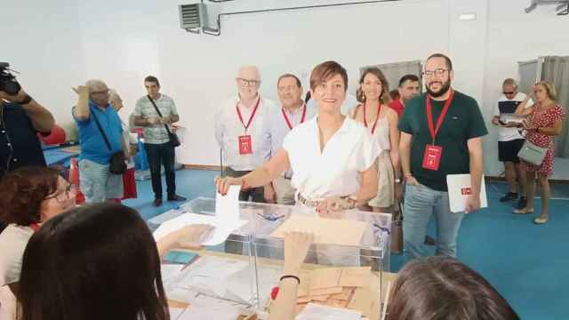 La ministra Isabel Rodríguez ha votado en la localidad ciudadrealeña de Puertollano