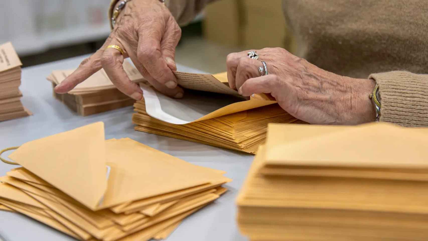 Los requisitos para poder votar por correo en las elecciones generales.