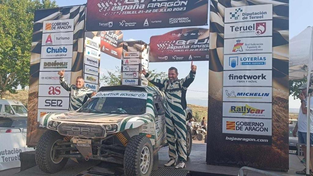 Kilian Revuelta, junto a Gustavo Castro en el Rally Baja Aragón.