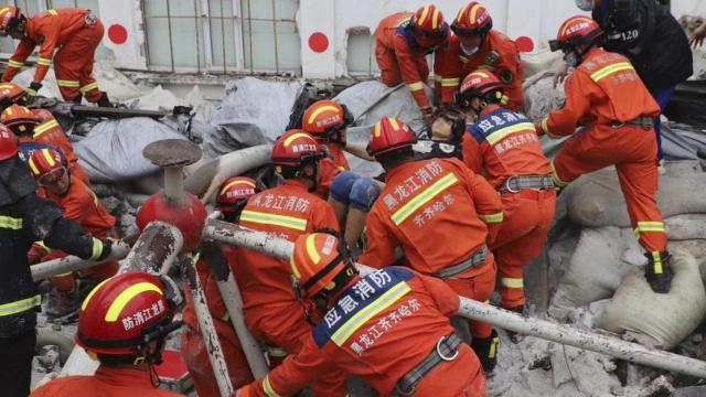 Labores de rescate en China