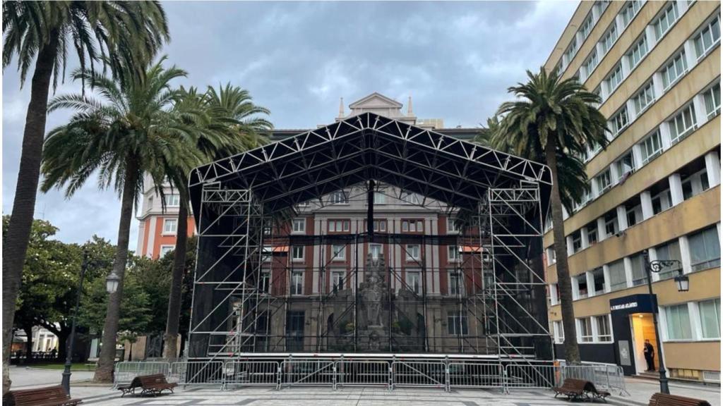 El escenario en los jardines de Méndez Núñez