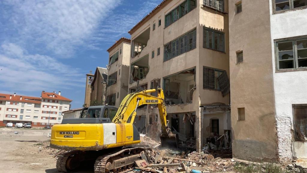 El edificio demolido en Calatayud.