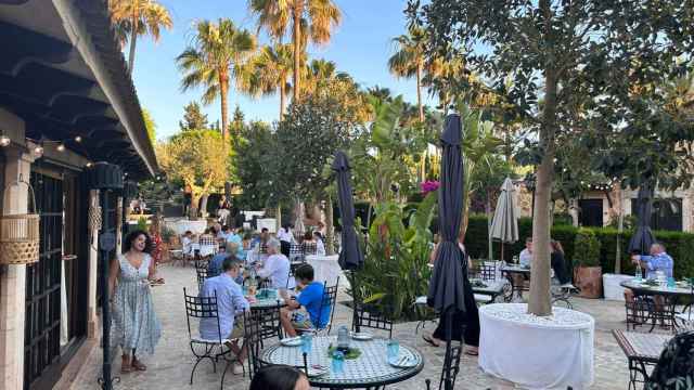 El restaurante de Mallorca con cine de verano y música donde los vegetales son los protagonistas.
