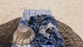 Esterillas de playa o toalla: esta es la mejor opción para tumbarse en la arena este verano.