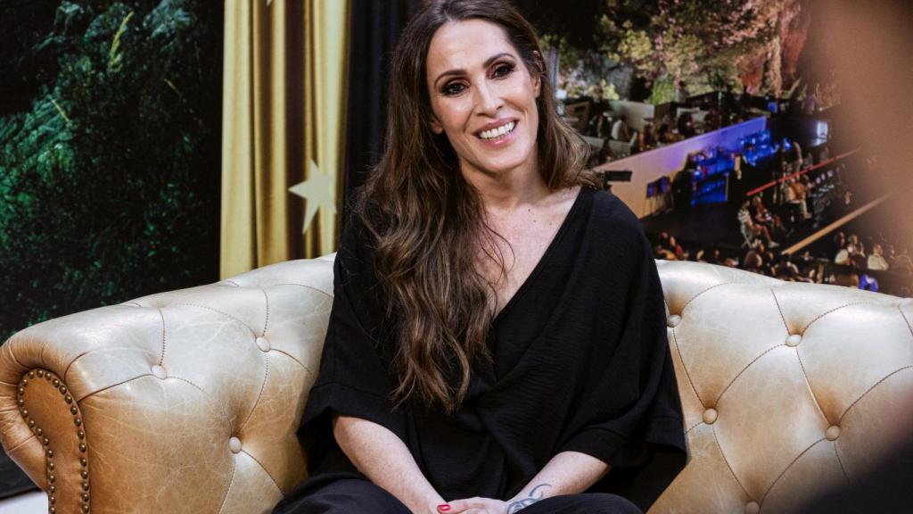 La cantante Malú durante la entrevista que ha concedido en Marbella, antes del concierto.