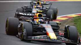 Los Red Bull de Verstappen y Pérez, al frente en el GP de Bélgica.