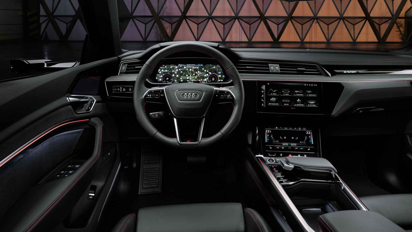 Interior del Audi Q8 e-tron Sportback.
