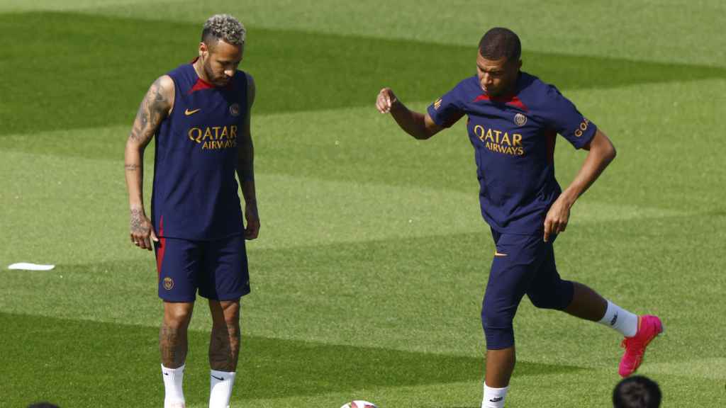 Neymar y Mbappé, en un entrenamiento del PSG.