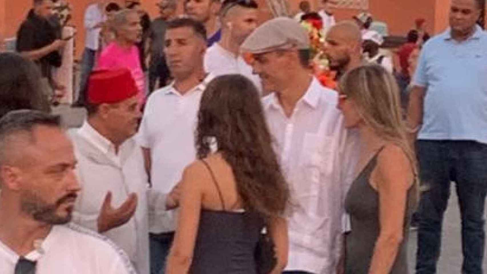 Pedro Sánchez junto a su familia en Marrakech.