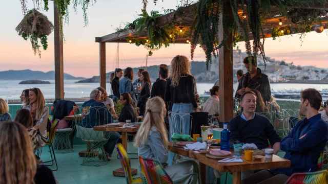 4 terrazas en Ibiza donde saborear los mejores atardeceres