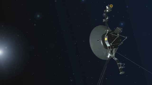 Representación artística de la sonda Voyager 2