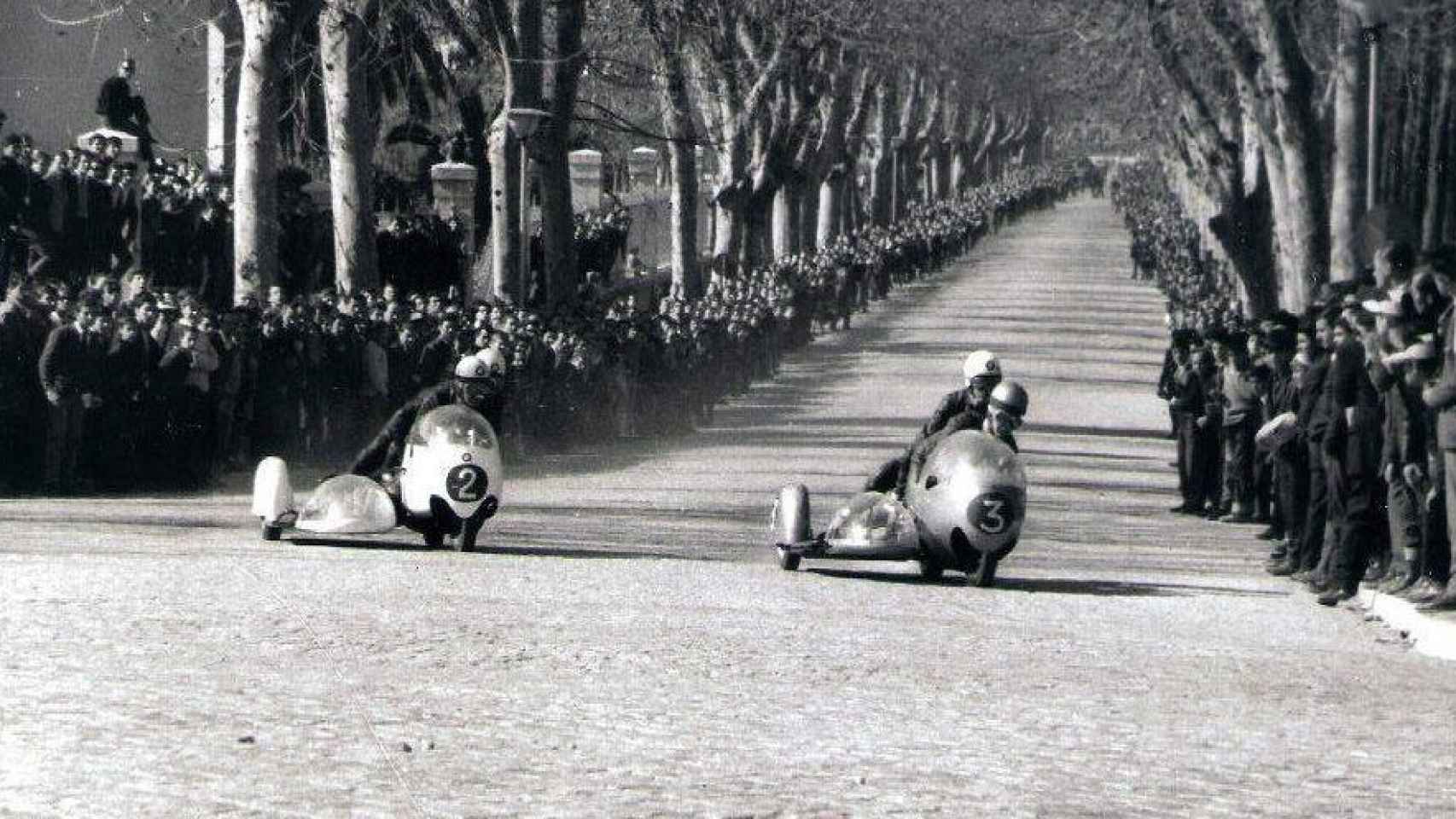 El Paseo de los Curas en el Gran Premio de Invierno en los años cincuenta.