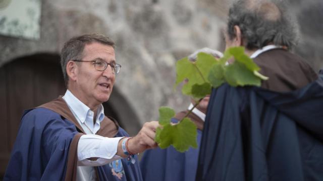 El presidente del PP, Alberto Núñez Feijóo, este domingo en la Fiesta del Albariño, en Galicia.