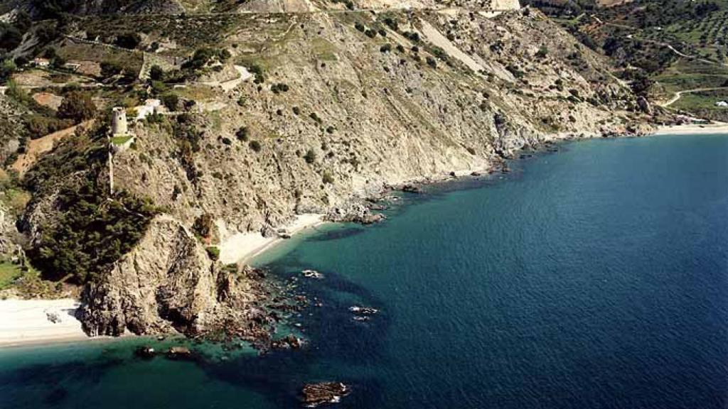 Cala del Pino, en Nerja.