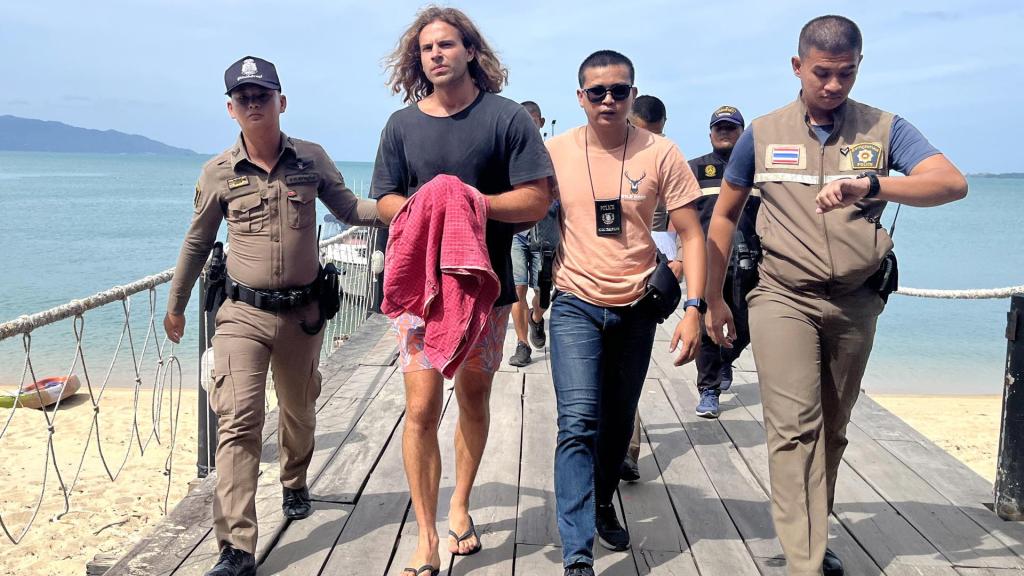 Daniel Sancho minutos antes de entrar en la prisión de Koh Samui.