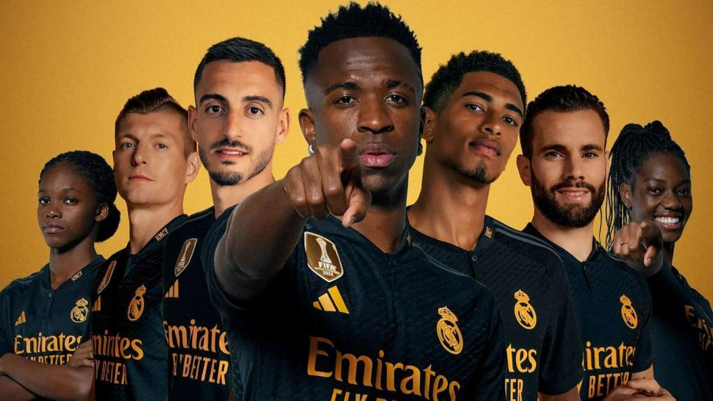 El Real Madrid presenta su tercera equipación para la temporada 2023/24.