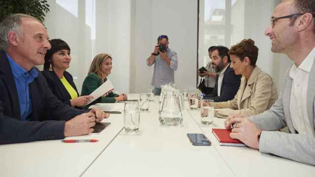 Los dirigentes de Bildu en Navarra y el PSN reunidos el pasado 13 de junio.