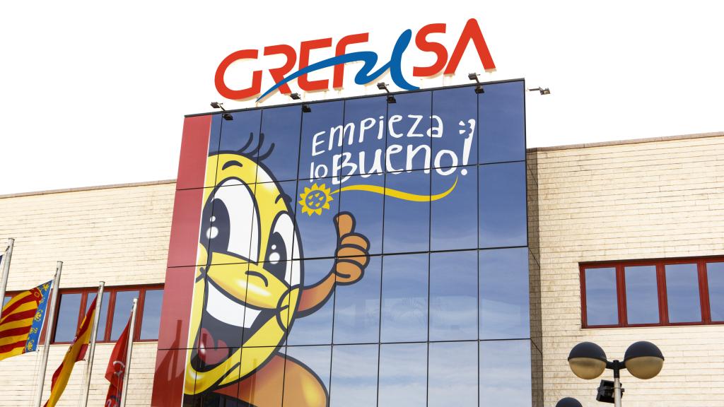 Fachada de la fábrica de Grefusa.