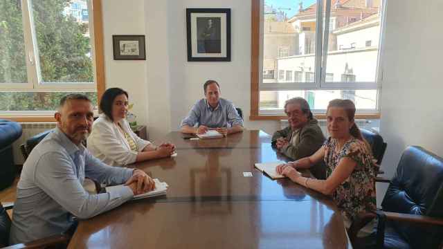 Reunión de representantes del Puerto de Vigo y Conxemar.